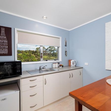 Pukeko Nest Bed and Breakfast Russell Buitenkant foto